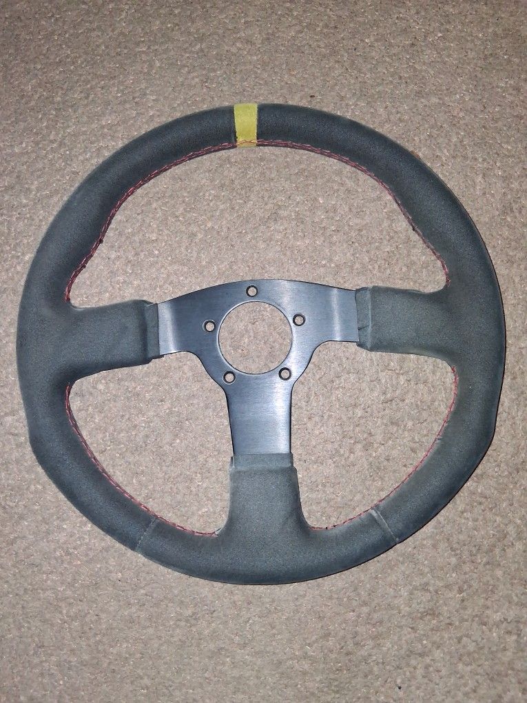 Grant Stearing Wheel