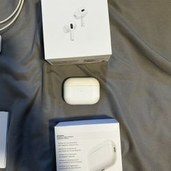Apple AirPods 