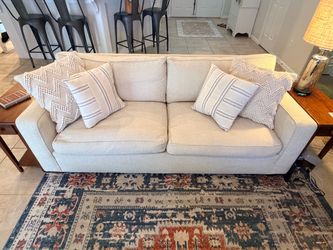 Charles Stewart Designer Sofa – Custom Made in Hickory NC – 80” Neutral Cream