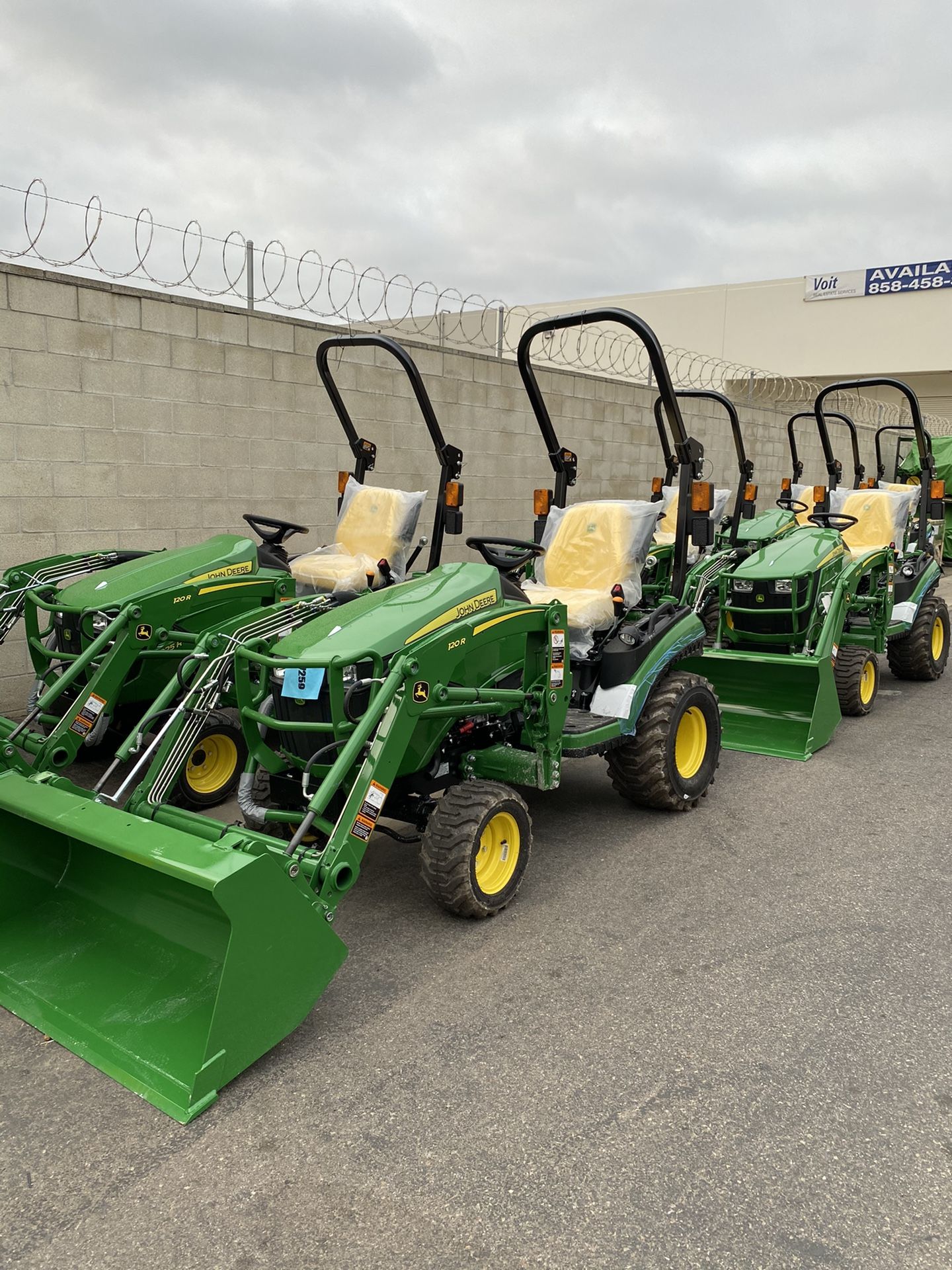 New John Deere Tractors 1025r back in stock