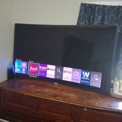 58" Curved Samsung TV 