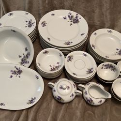 Vintage Eschenbach Bavaria Germany 44-Piece China Set, Violet Floral Pattern P589