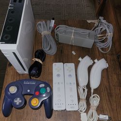 Modded Nintendo Wii (Gamecube Compatible)
