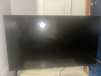 📺 TCL Roku TV – 32” with Remote