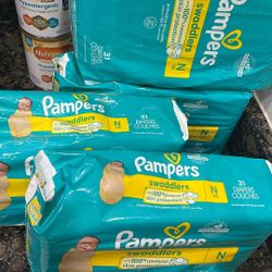Newborn Pampers Swaddlers