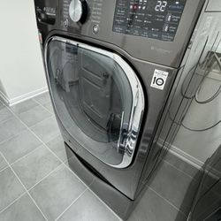 LG Smart Washer And Dryer 