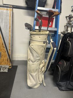Vintage Golf Set (Hunter Golf Bag and MacGregor Clubs)