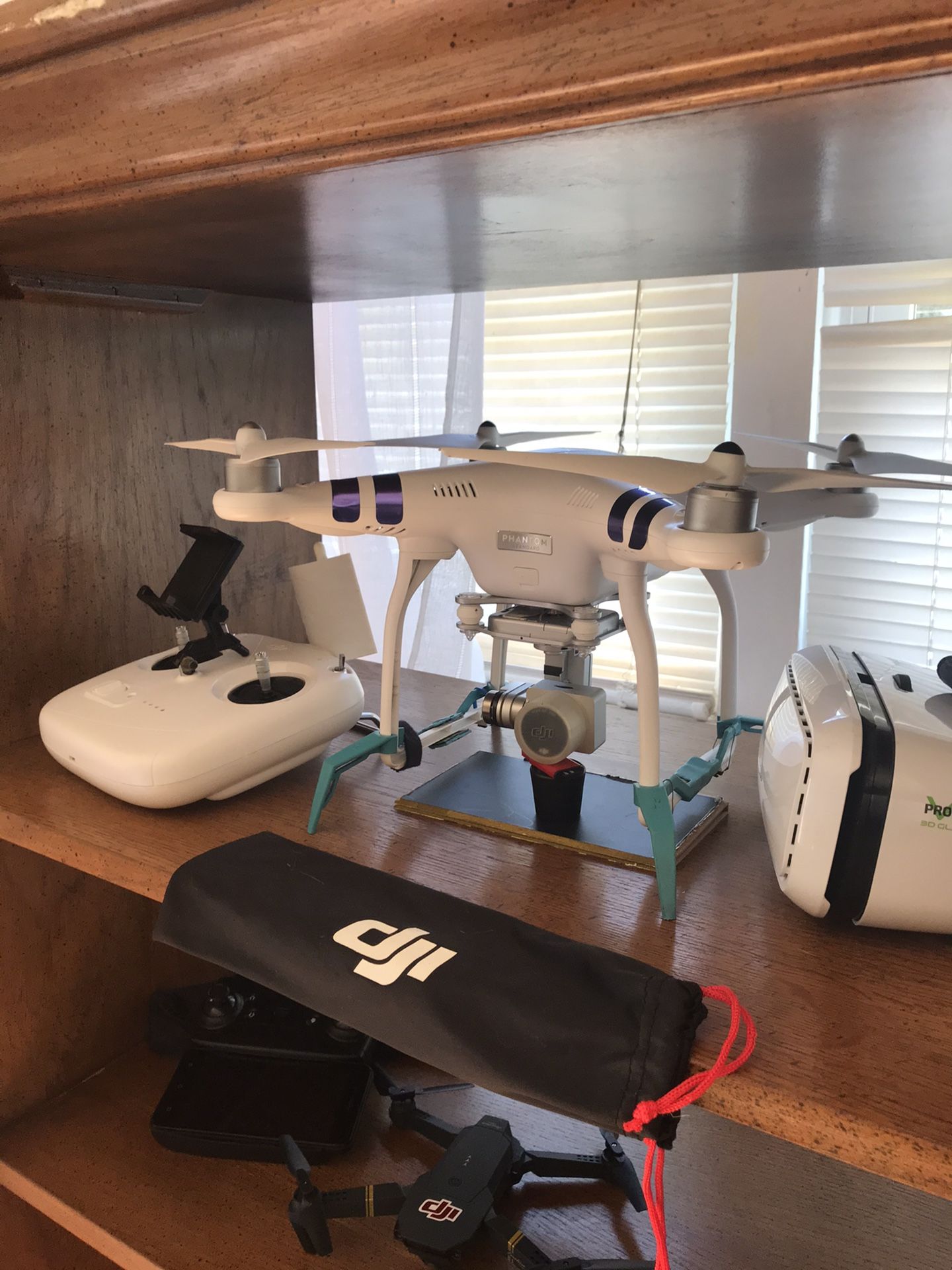 PHANTOM 3 STANDARD !!! LIKE NEW