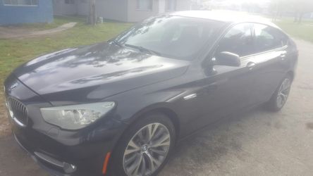 2012 BMW 5 Series Gran Turismo