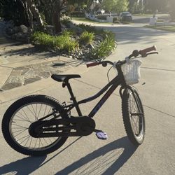 Trek Caliber 20 Used 4 Times 