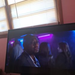 Vizio 43" TV