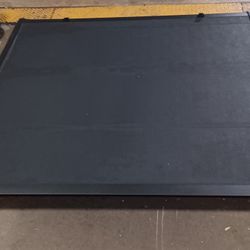 Trifold Bed Cover F-150  2021-2022  5ft Bed 