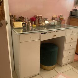 Make up table with mirror