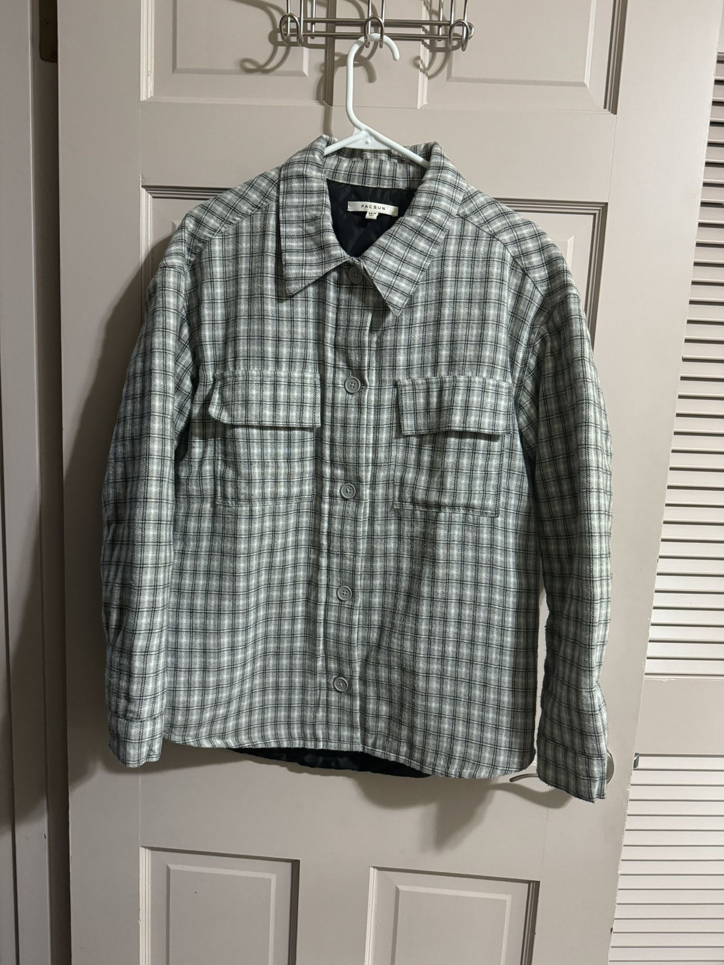 PacSun XS/S Quilted Lined Plaid Shacket Black Gray White Check Button Down Shirt