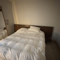 Queen Size Bed - Walnut