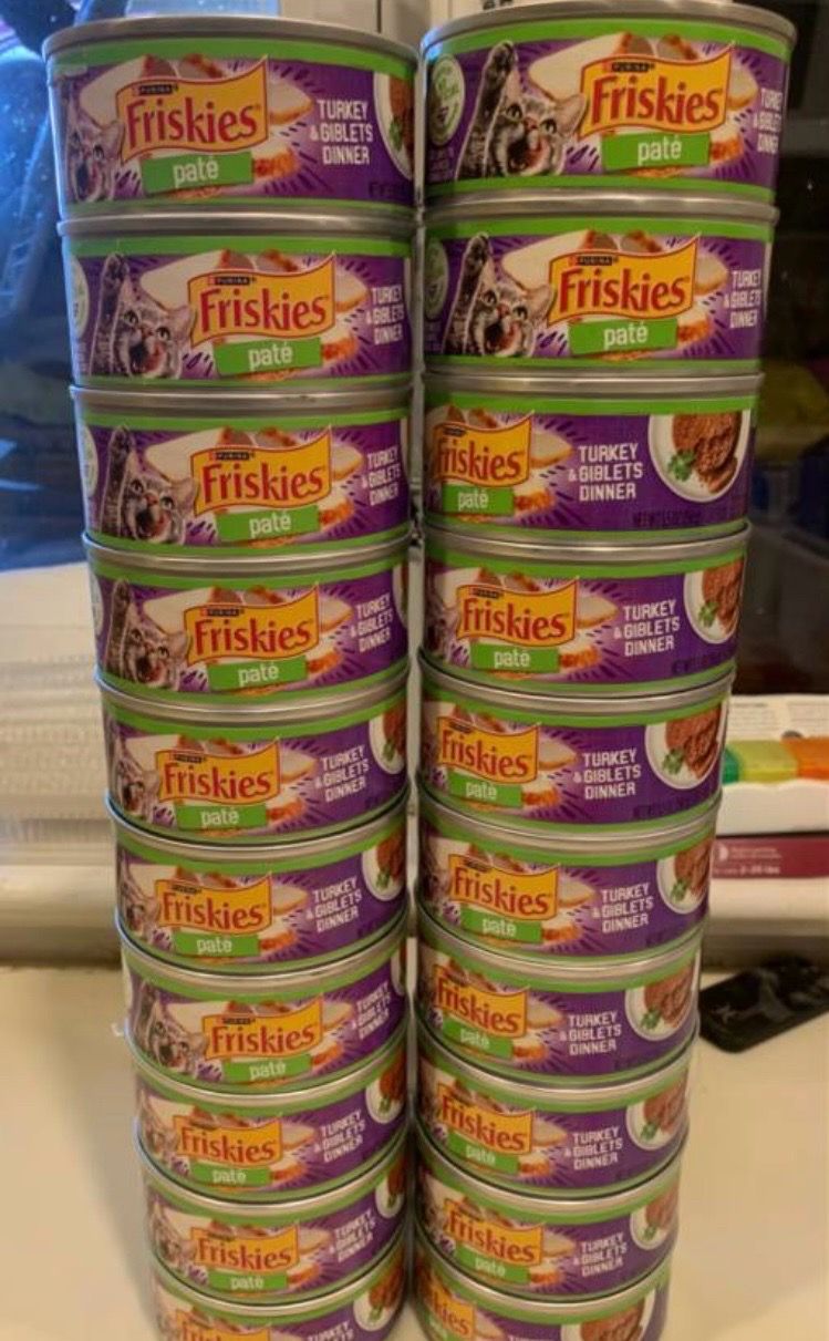 Friskies Turkey & Giblets Dinner Pate 5oz 20 cans good for 2027