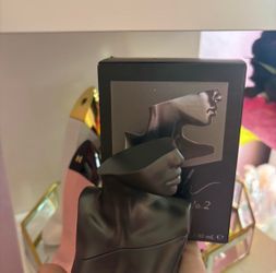 black Billie eilish perfume