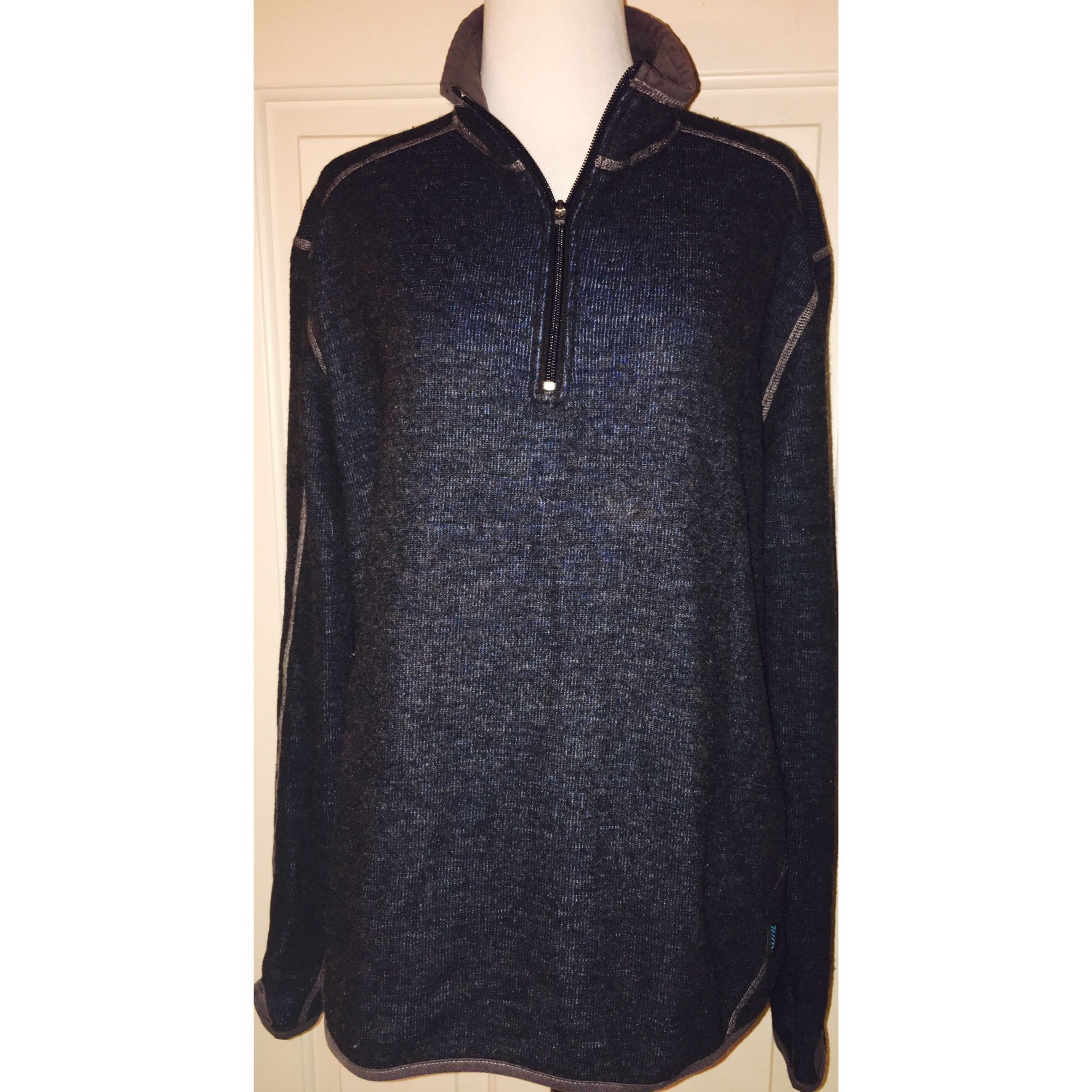 KUHL 1/2 zip fleece jacket Sz Med excellent condition