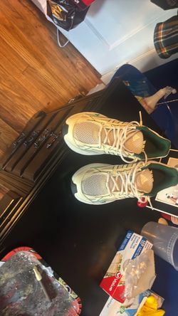 Cream and Green Low-Top Sneakers