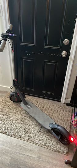 Electric scooter