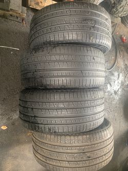 295/40/20 Pirelli