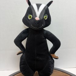 Vintage 2006 Stella The Skunk Over The Hedge 14 Inch Plush
