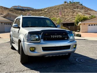 2005 Toyota Sequoia SR5 2WD