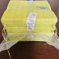 New Lovetex 4 Chair Cushion Set 18.5x16x3 Inch