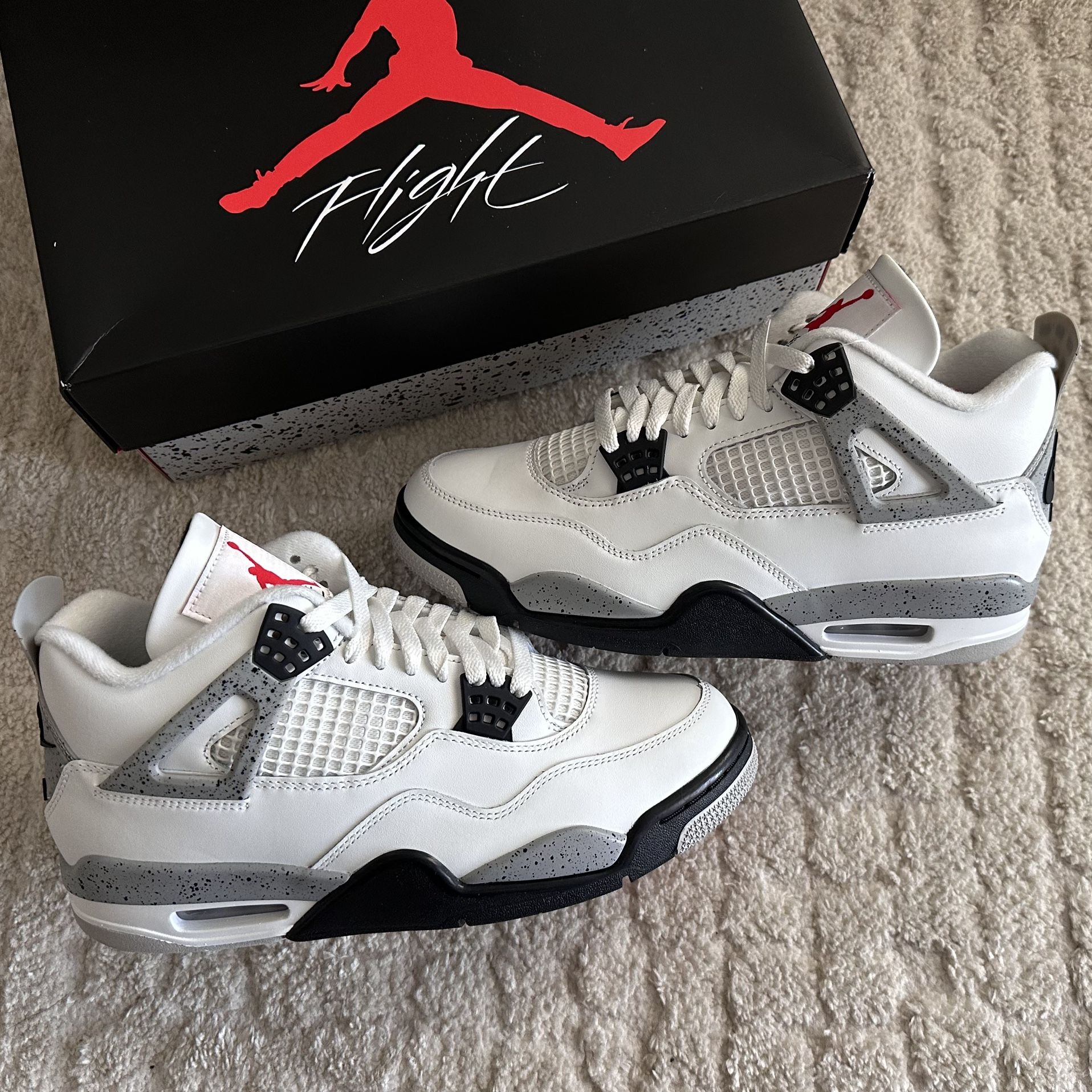 Air Jordan 4 Retro White Cement