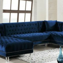 [EXCLUSIVE] Moda Velvet Navy Double Chaise Sectional

