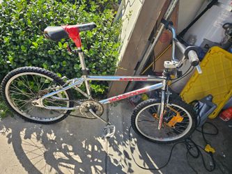 Mongoose menace 1990s