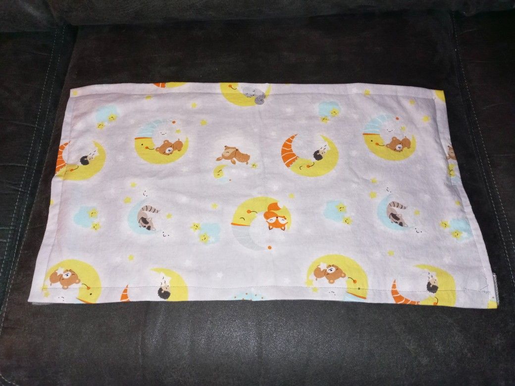 Critter Blanket/Seat Cover - Sleepy Critters And Plaid