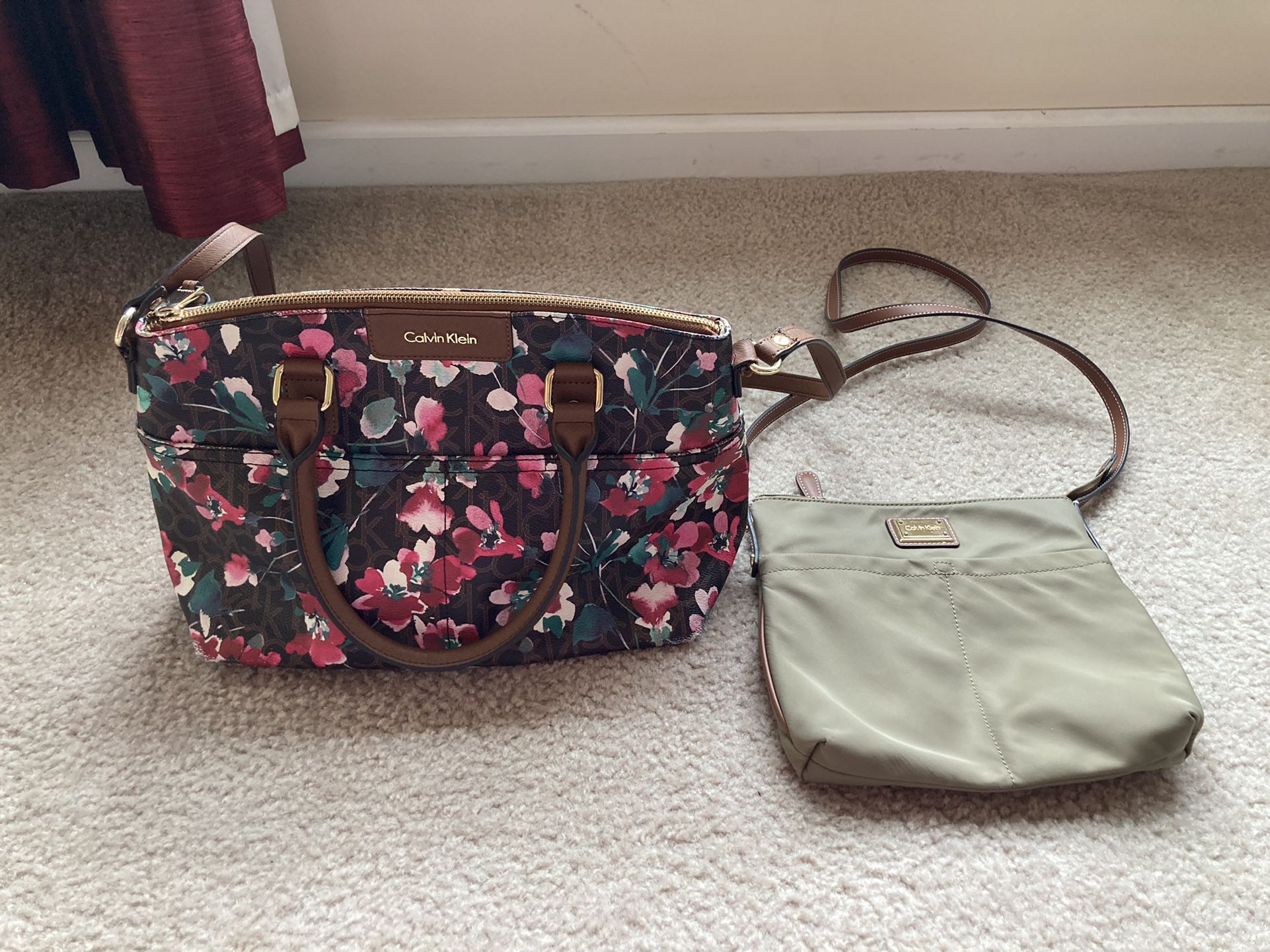 Calvin Klein Purses for Sale in Plainfield, IL - OfferUp
