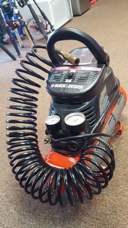 BLACK&DECKER AIR COMPRESSOR
