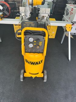 DEWALT AIR COMPRESSOR