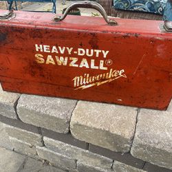 SAWZALL TOOL BOX