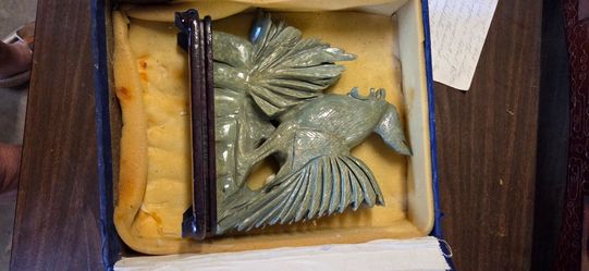 Antique Estate Sales Jade rooster