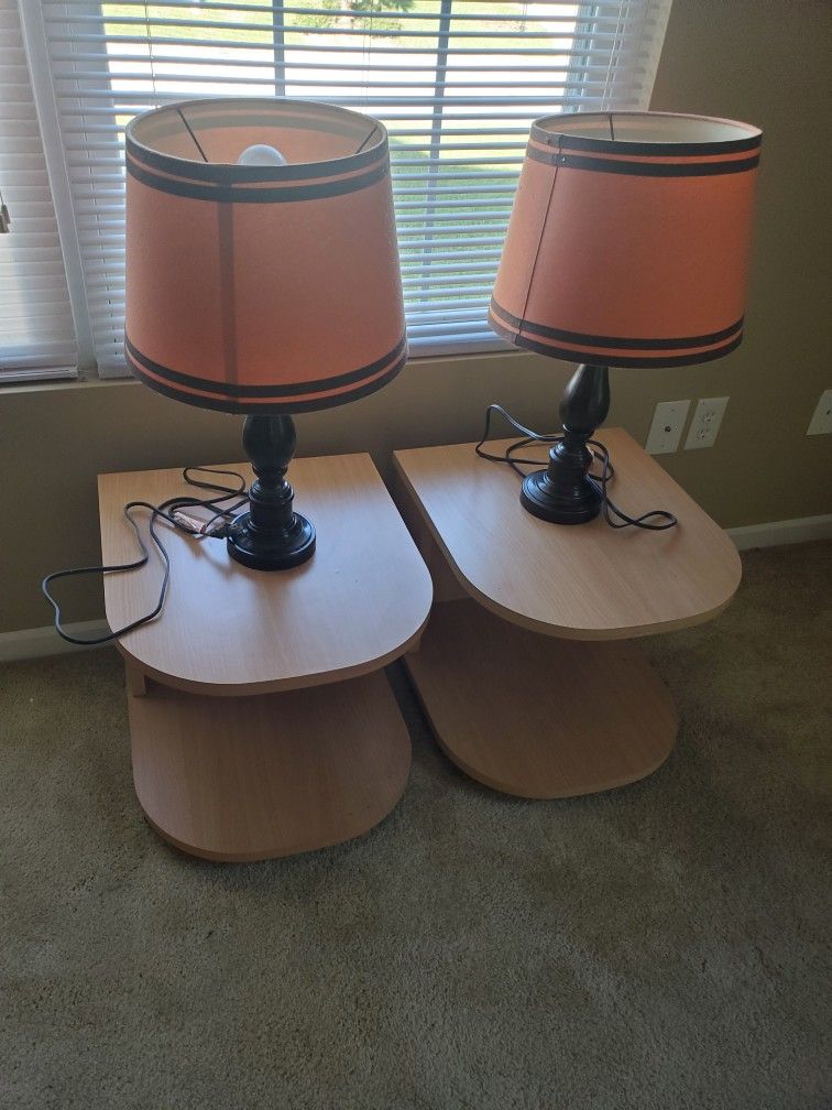 Nightstands & Lamos For Sale