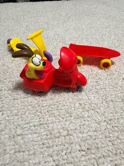 Vintage 1986 McDonalds Garfield Odie Toy Lot Red Scooter Skateboard Yellow 3pc
