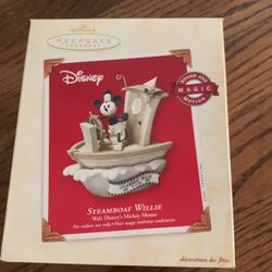 Hallmark Keepsake Steamboat Willie Walt Disney’s Mickey Mouse 