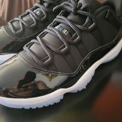 Jordan 11 Low Space Jam Size 10 & 11