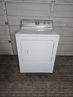 Maytag Electric Dryer, Working Perfectly 👌, Look Like A New , Comes With Dryer Vent, Delivery Available Same Day For Fees,  It Depends On Distance