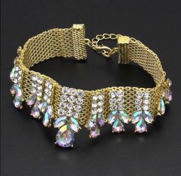 Gorgeous stone Chocker necklace