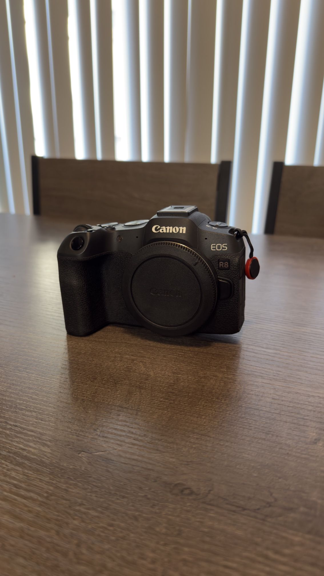 Cannon R8