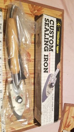 Custom sealing iron thunder tiger.