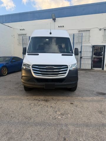 2019 Freightliner Sprinter 3500 Crew