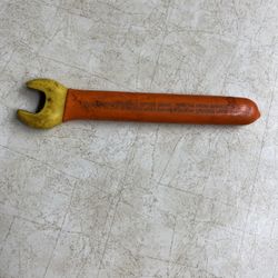 Cementex 1/2” Insulated Wrench  