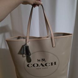Large COACH tote