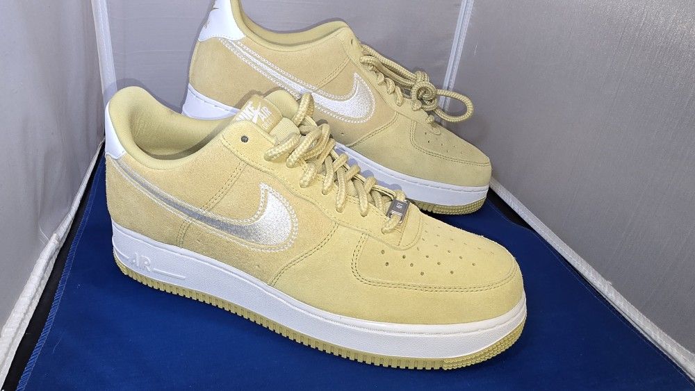 Air Force 1 '07 LV8 SIZE 10