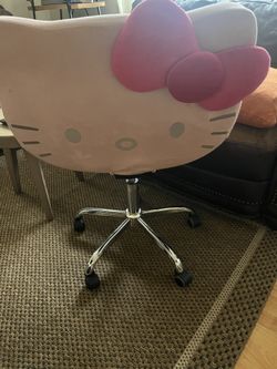 Hello Kitty Chair